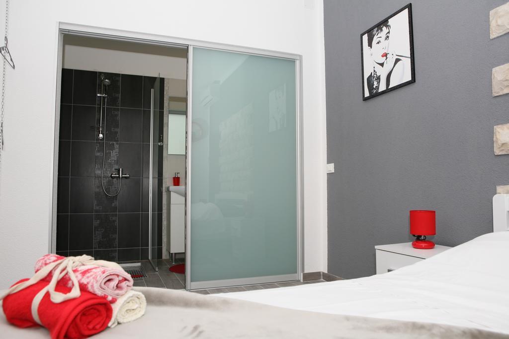 Apartments & Room Dijana トロギール 部屋 写真